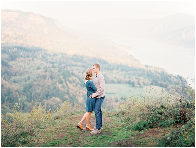 film-engagement-and-wedding-photographers-in-portland (10)